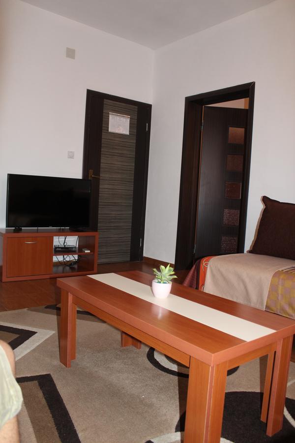 Apartments Fat E Jet - Pool & Breakfast أولتْسي المظهر الخارجي الصورة